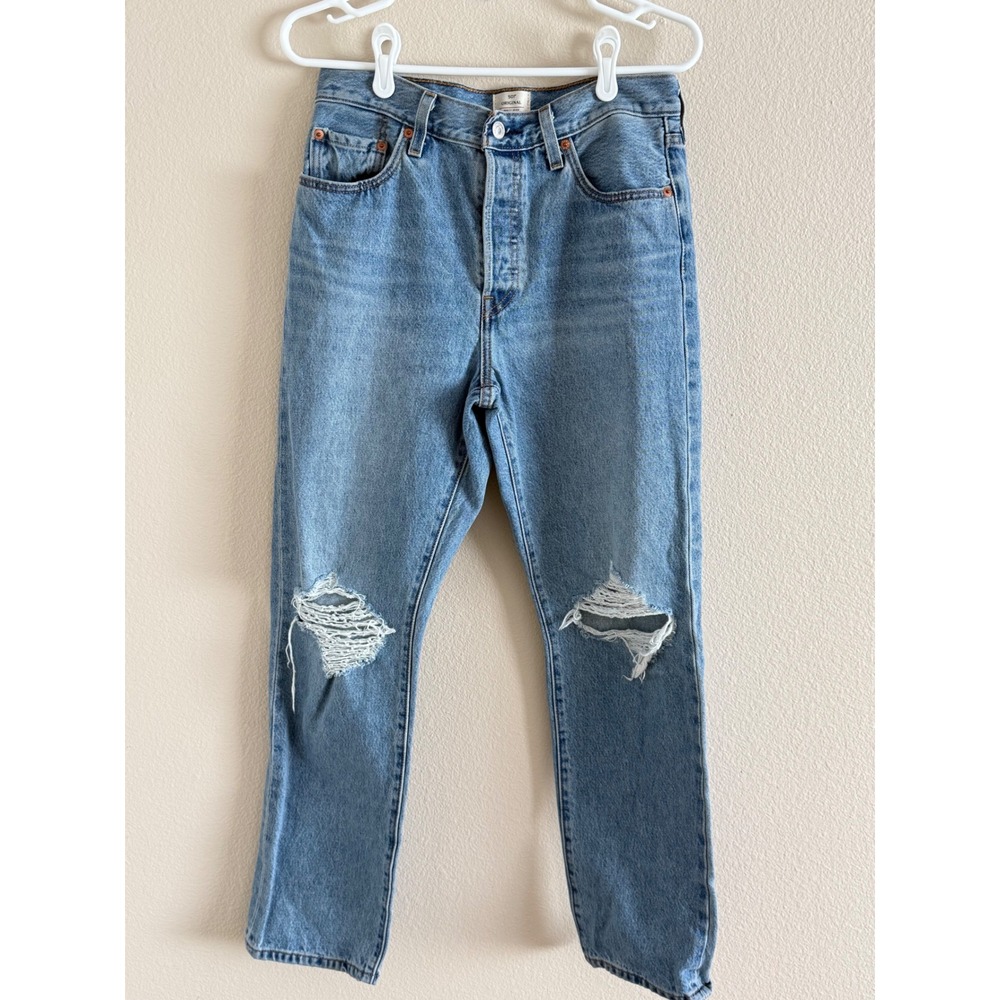 Levis 501 Original Distressed Straight Leg Jeans Light Wash 12501-0569 W29 L30‎